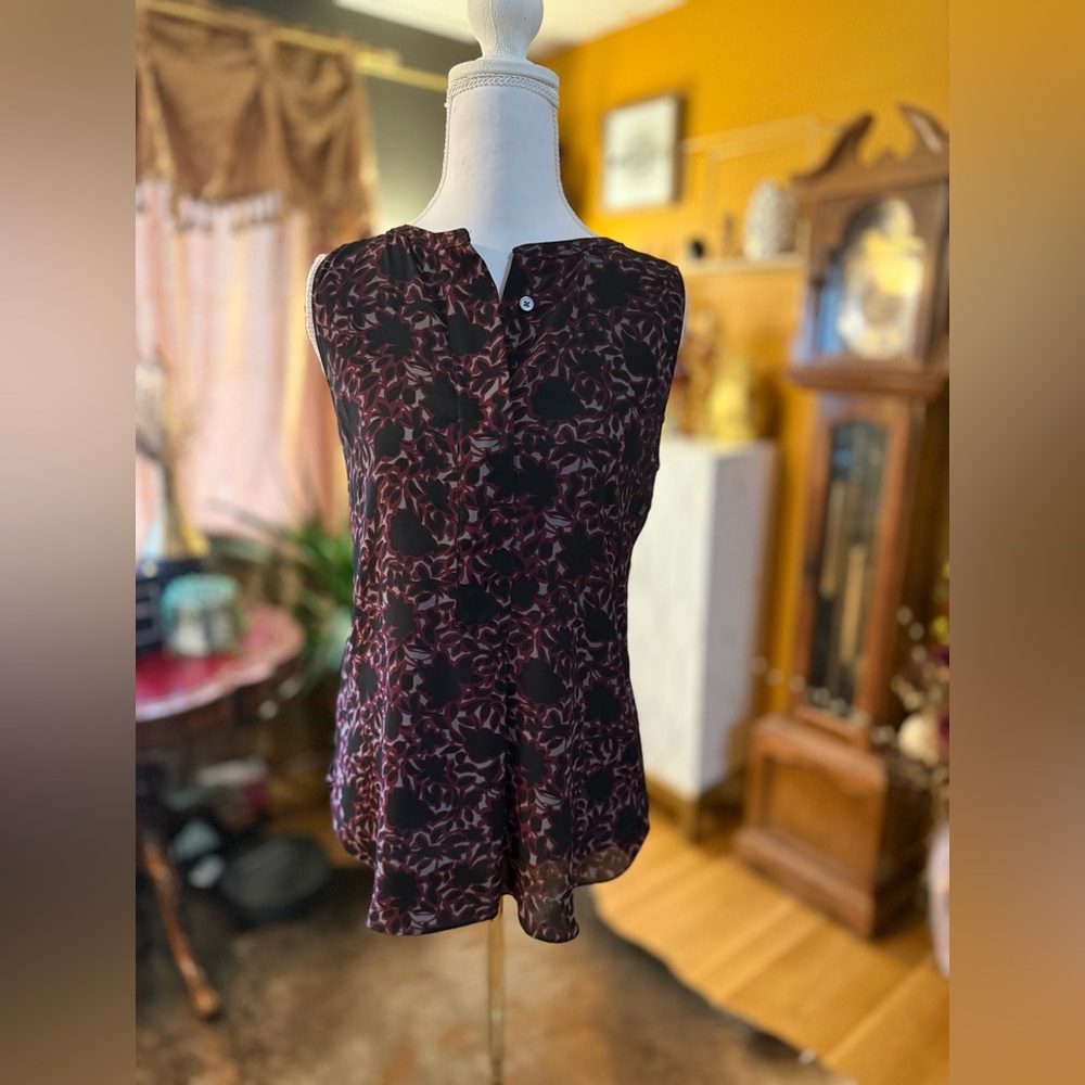 Loft blouse size M